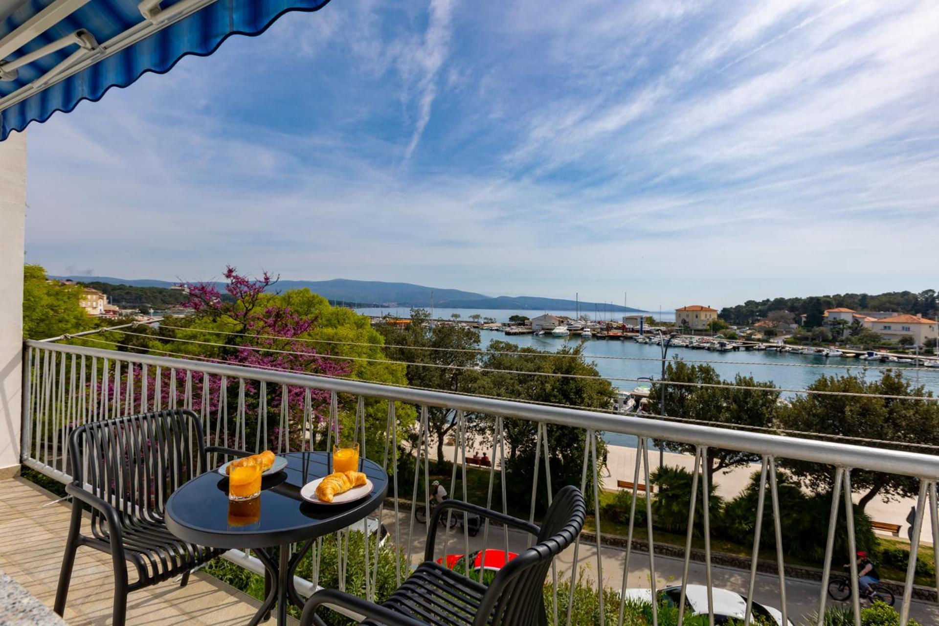 Apartment Marin Krk Krk Town Bagian luar foto